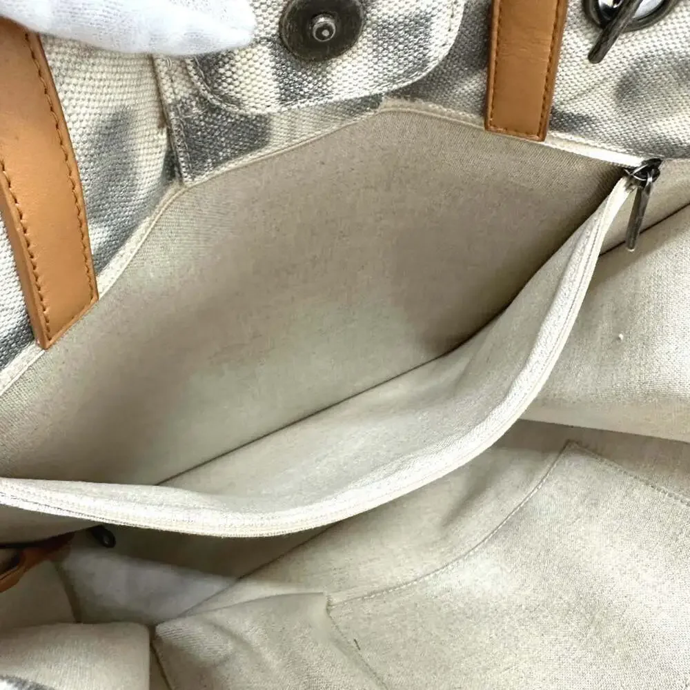 CHANEL Cream Shoulder Bag